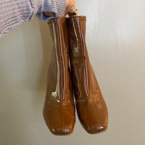Steve Madden Lynden Ankle Boot in Cognac